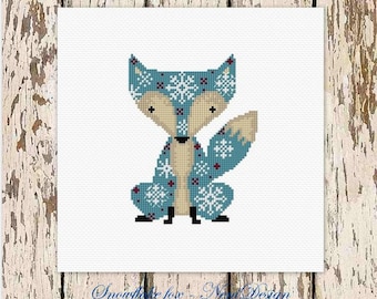 Snowflake Fox Christmas cross stitch pattern Christmas decoration DIY fox cross stitch Modern fox pattern Christmas room decoration pattern