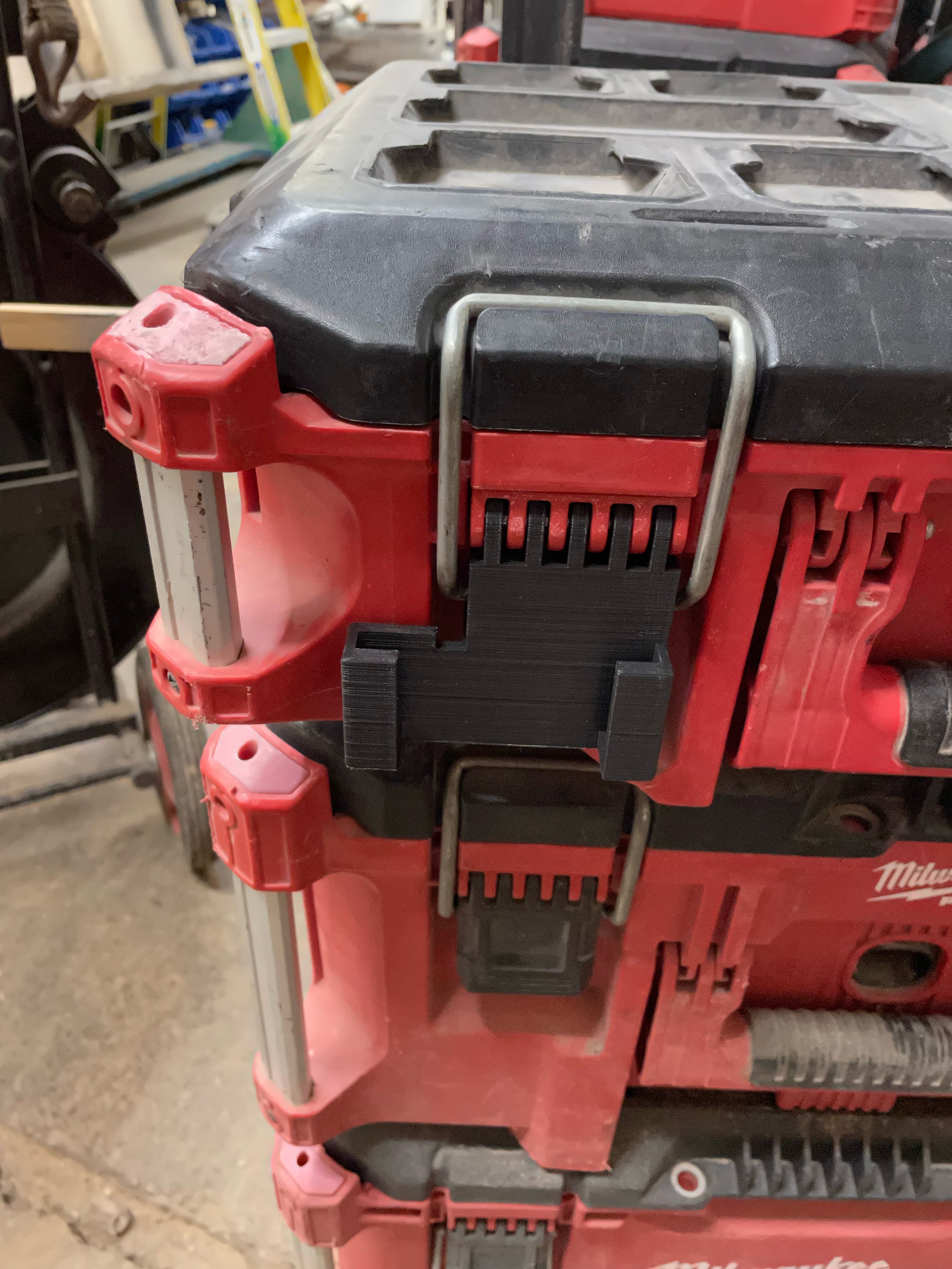 Milwaukee Packout Latch Hanger. Latch Replacement/upgrade .STL DOWNLOAD