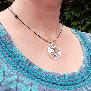 Silver spiral pendant necklace, silver jewellery, spiral necklace, Gift for women and men, gifts for her, for him, boho jewellery