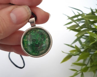 Green man keychain, pendant, key ring, pagan jewellery, druid charm, Celtic jewellery