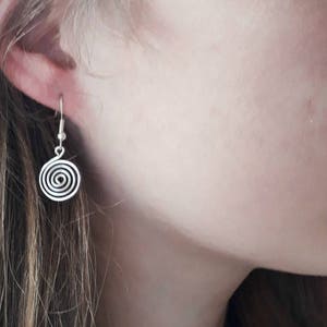 Silver spiral necklace, bracelet and earrings set in our open spiral design. Choose your silver grade - silver plate, sterling silver of fine silver. Choose your length and clasp type.
