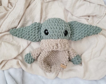 Baby Yoda Snuggler Crochet Snuggler Blanket Lovey Amigurumi Baby  Shower Gift Ideas Kid toy Star Wars Montessori Stuffy