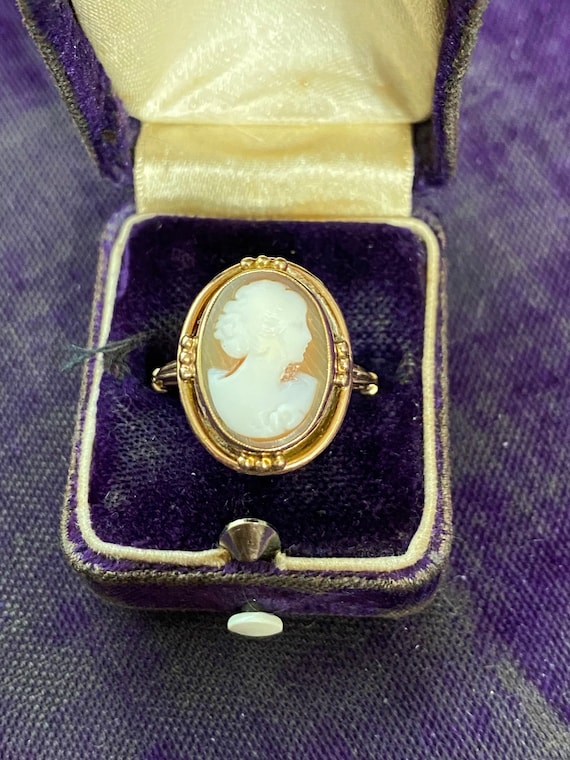 Antique Cameo Ring 10k Gold size 5.75 - image 1