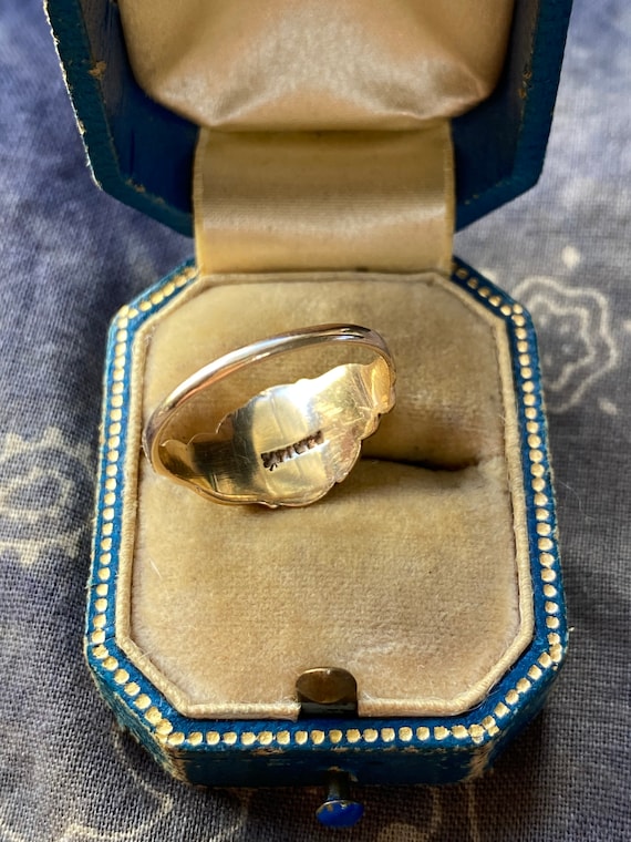 Antique Signet Ring 14k Gold Ring size 6.5 - image 5