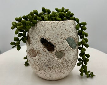 Garden Planter with a Beachy Vibe. Great for Succulents!!