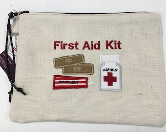 Första hjälpen-kit i hampabomull med dragkedja: Broderad resväska