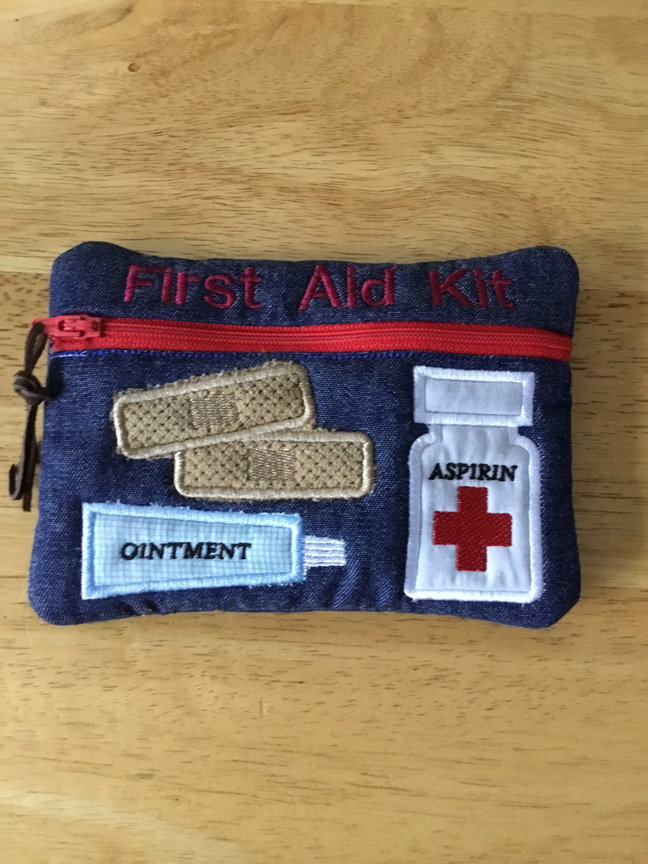  NUOBESTY hand first aid kit emergency bag toiletry bag