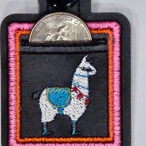Aldi Viertelhalter Schlüsselanhänger-Aldi Lama Schlüsselanhänger Viertelhalter-Alpaka Schlüsselanhänger mit Quarter Halter-Bestickter Aldi Schlüsselanhänger-Einkaufswagen