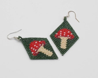 Mushroom earrings-diamond dangle seed bead earrings- red seed bead mushroom earrings-glass seed bead woven mushroom earrings