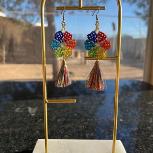 Huichol Flower dangle earrings, seed bead flower earrings, glass bead flower earrings, Mexican earrings- Rainbow pinweel with  tassle style