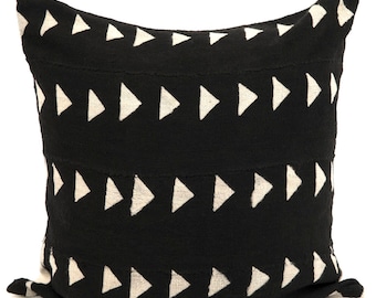 Mud Cloth Pillow, African Mud Cloth Pillow Cover, Print | Black and White | 'Kylie'
