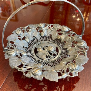 Ornate late 1800s silverplate Victorian salver/ calling card basket with pumpkin vine motif
