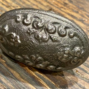 アンティーク楕円形アールヌーボースタイルのドアノブ