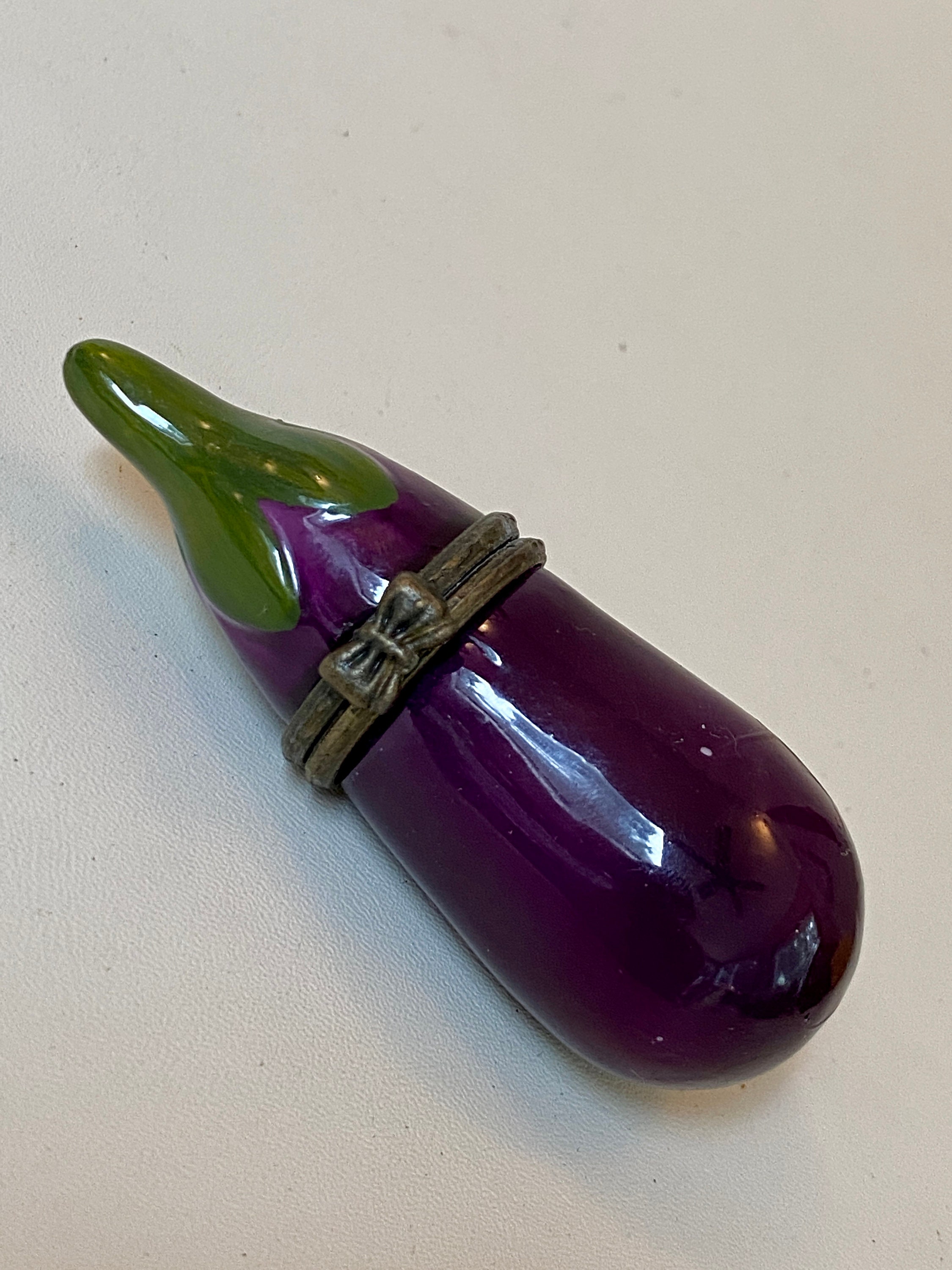 Vintage Pill Boxes Trinket Dishes Hinged Ceramic Boxes Etsy