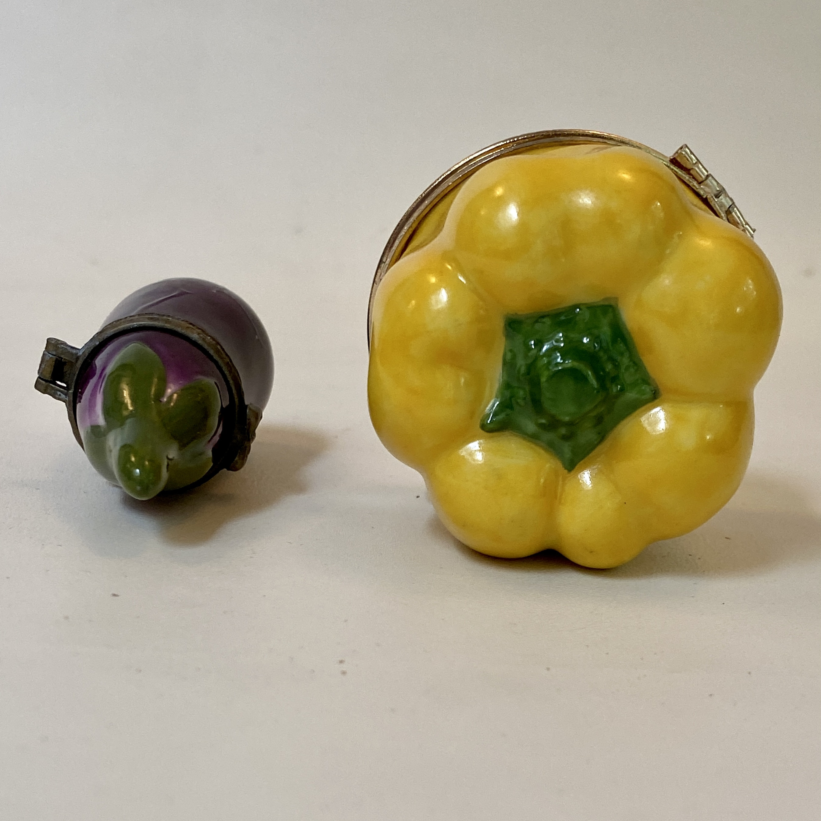 Vintage Pill Boxes Trinket Dishes Hinged Ceramic Boxes Etsy