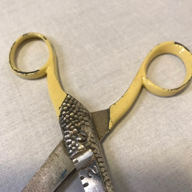 Cream colored USA Made Engraved 2 Ruler 1.875 wide. Sewing Shears Scissors 5.125 tall