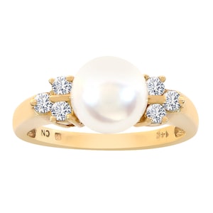 7.7mm Cultured Pearl and Round Diamond Ring 14K Yellow Gold