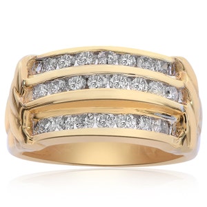 0.80 Carat Round Cut Diamond Ring 14K Yellow Gold image 1