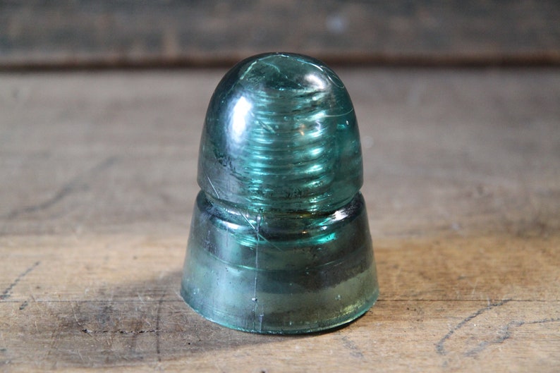 Hemingray aqua beehive insulator HGCO