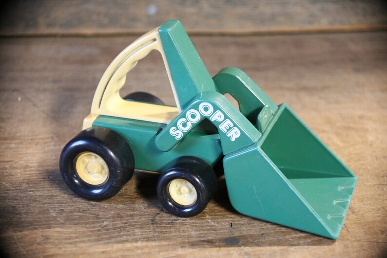 skid steer loader toy 1980s toys construction toys Buddy L Scooper toy