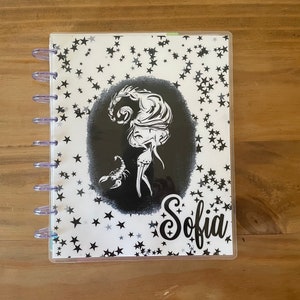 Celestial zodiac sign planner covers. mini and classic happy planner covers. Cute theme to decorate your planner. Black and white