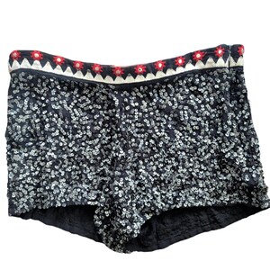 Free People WILDHEART by Eternal Sunshine Creations Sequin Shorts Black Sz SMALL bild 3