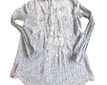 Johnny Was Workshop Blue Floral Dragon Embroidered Lace Button Down Shirt XS