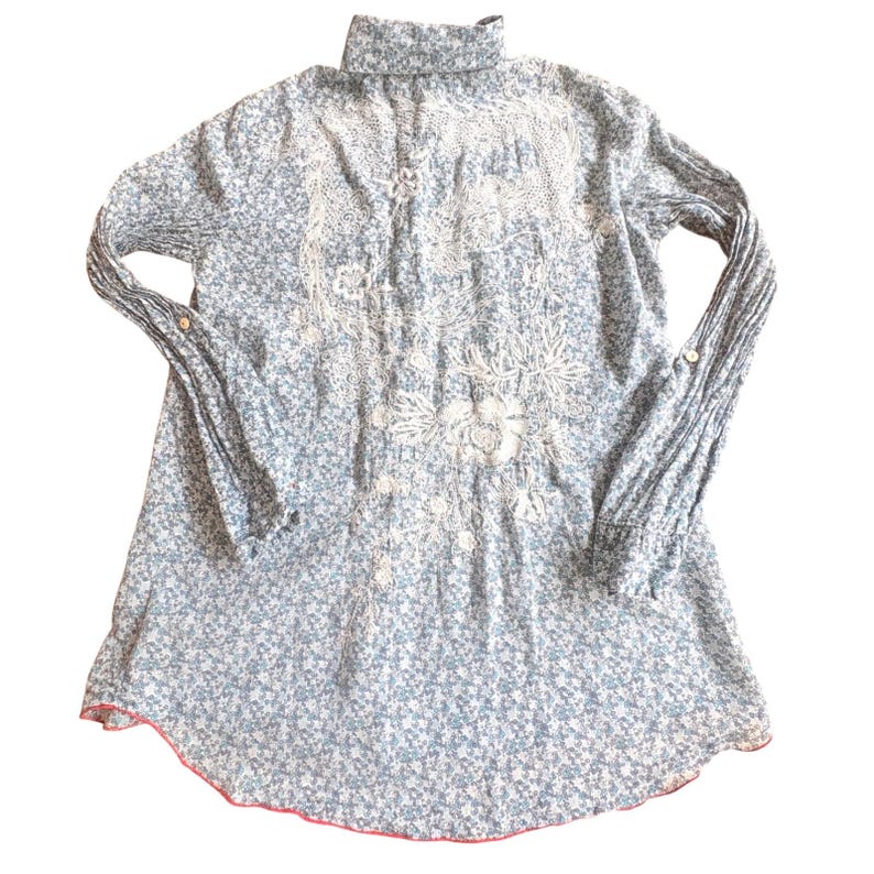 Johnny Was Workshop Blue Floral Dragon Embroidered Lace Button Down Shirt XS image 1