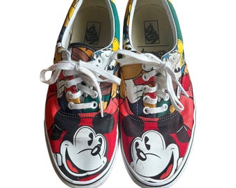 Zapatillas Disney Vans Era de Mickey Mouse y sus amigos. Talla hombre 9.5, mujer 11.