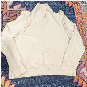 DAILY PRACTICE Anthropologie Cream Ruffle Shoulder Zip Up Sweatshirt XL Coquette image 2