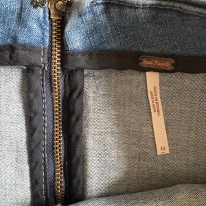 Free People Modern Femme Stretch Denim Mini Skirt Back Zip Sz 12 Festival Indie imagem 3