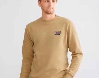 Sudadera VISSLA Solid Sets para hombre, talla XL, color beige, ecológica, con logo, estilo surfista, skater y costero.