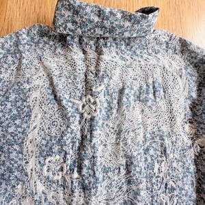 Johnny Was Workshop Blue Floral Dragon Embroidered Lace Button Down Shirt XS image 8