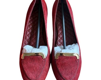 298 NIB Tory Burch Jess Flats Brick Red Bef Hair Leather Gold Logo Lofer 8.5 M