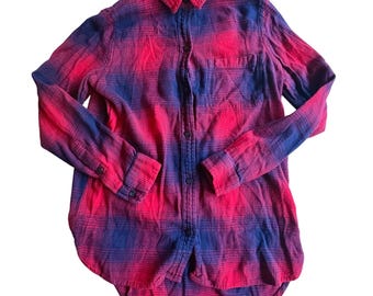 Camisa clásica de franela a cuadros rojos y azul marino de Madewell, talla XS, de algodón y viscosa suave.