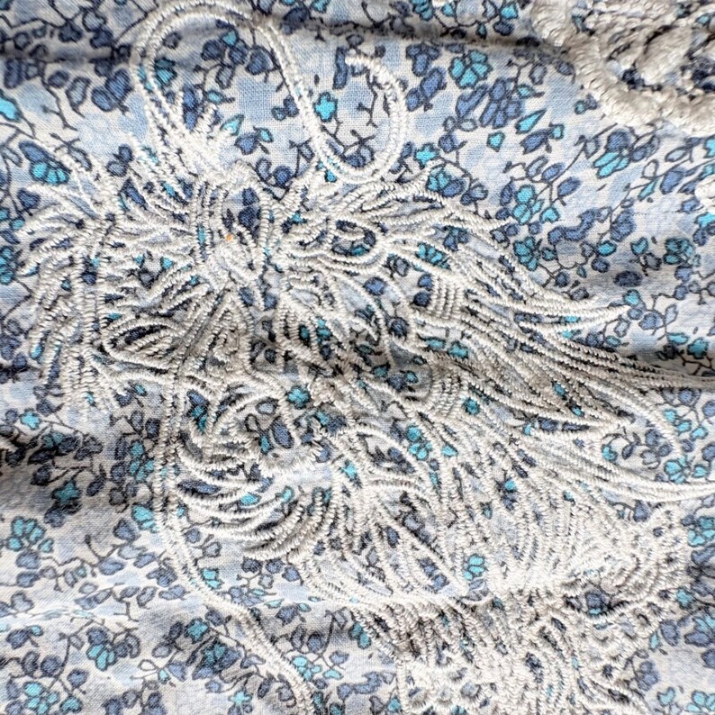 Johnny Was Workshop Blue Floral Dragon Embroidered Lace Button Down Shirt XS image 13