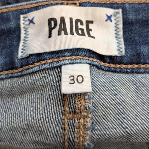 Anthropologie PAIGE Kylie Crop Jeans Sz 30 Medium Wash Blue Raw Hem Stretch image 2