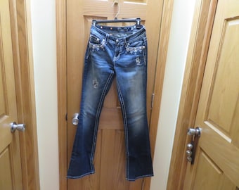 T 752 Miss Me Mid Rise Boot Cut Size 28 Very Colorful With Lots Of Bling - Excellent Condition