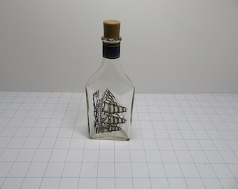 P 309 Avon 1970's Vintage Captain's Pride Windjammer After Shave Empty Bottle And Original Box - Bottle  Mint Condition, Box Shows Some Age