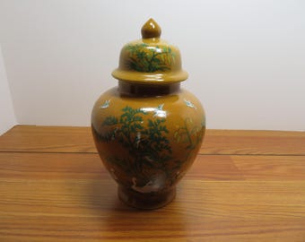 T 685 Vintage 1980 Ceramic Andrea By Sadek Vase Jar MCM Hand Painted Japan #5839 With Lid - No Cracks Or Chips - Mint