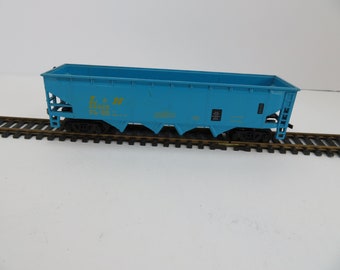 77A  HO Hopper Car L & N 38526