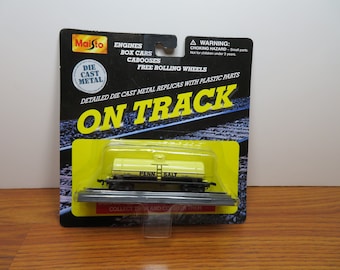 H 803 Maisto On Track 2000 Die Cast Penn Salt Tanker New Old Stock