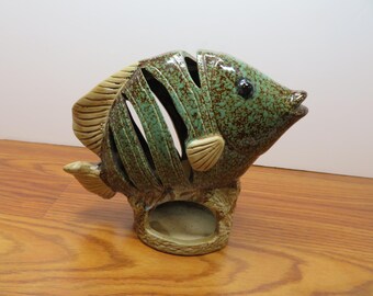 T 448 Vintage 1990's Glazed Earthenware Pottery Tea Fish Light 7"L x 5.5" H No Chips Or Cracks - Mint Brand New Old Stock