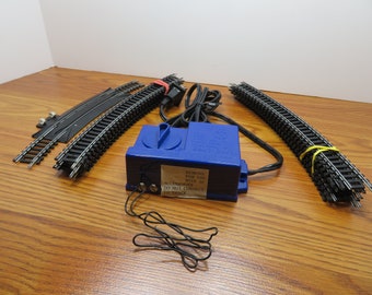H 568 HO Life-Like Transformer 390-J & Track Brand New 1990 Vintage