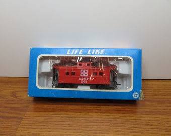 MH 714 HO Life-Like Caboose ATSF 1951 Brand New