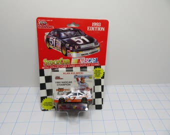 P 379 Racing Champions 1993 Alan Kulwicki #7 Die-Cast 1:64 Scale Brand New Old Stock