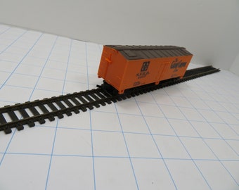 MH 63  HO Life-Like Santa Fe Box Car 25007 Vintage 1998 Brand New