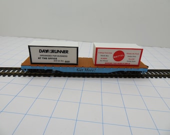 MH 169  HO Mehano Flat Car With (2) Containers Vintage Brand New