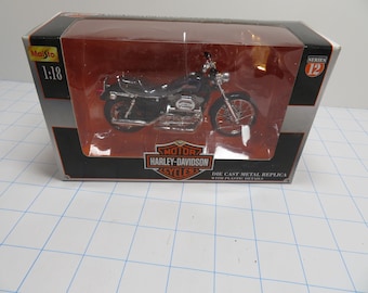 P 374 Maisto Harley Davidson 2001 Sportster 1200C Die-Cast 1:18 Brand New Old Stock