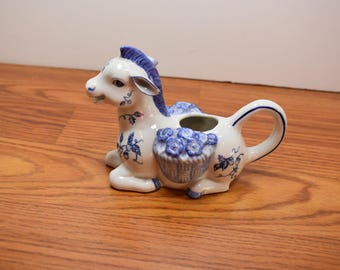 T 501 Vintage Franklin Mint Country Friend 1986 Porcelain Horse Creamer 5 1/2" L - Never Used No Cracks Or Chips Mint